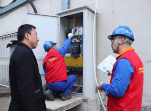 国网大英县供电公司：安全用电进校园 青春服务暖人心