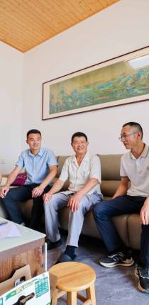 【驻村印记・一线兴农③】“莓”好“柿”光，就在龙潭镇将军村