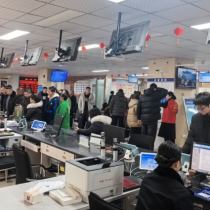 春节办证不添堵！县行政审批和数据局 多举措护航，返乡办事更暖心