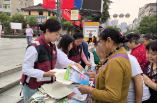 大英县疾病预防控制中心 开展2026年全国高血压日宣传咨询活动