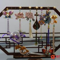 从指尖非遗到订单爆款！看她们如何用老手艺闯出乡村致富新赛道