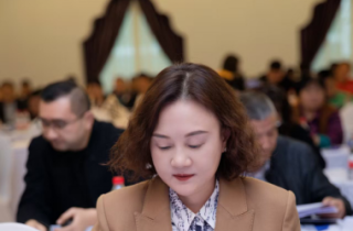 坚守诚信本心 践行向善担当——爱民 企业家罗英以诚筑业暖一方