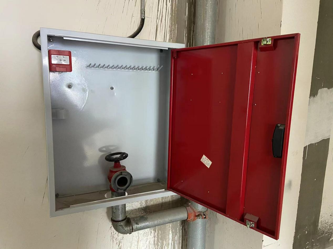 小区内部分室内消火栓未配置水枪、水带（1、2、5 幢）.png